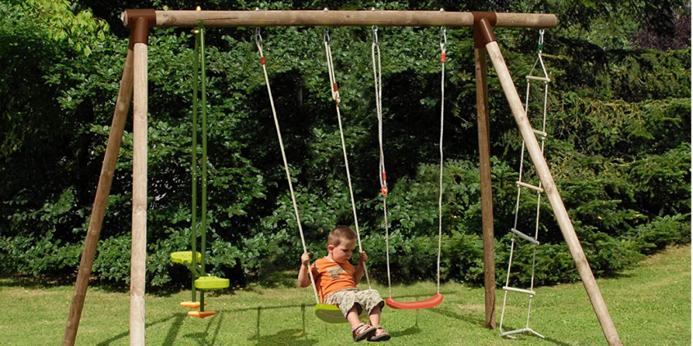 Les jeux extérieurs pour les enfants à ajouter dans votre jardin